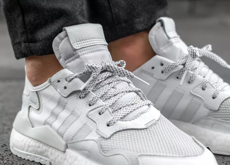 Adidas nite jogger store white on feet